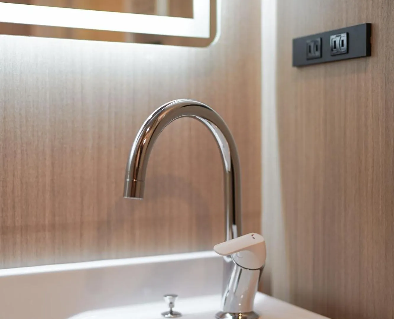 Apartment Hotel 11 Dotonbori 2 大阪 3*,